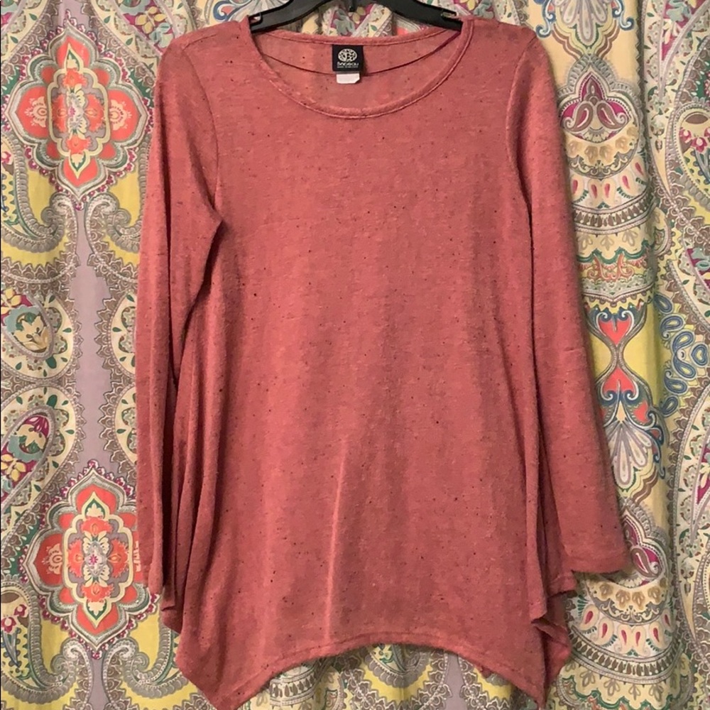 Burnt orange thin flowy top